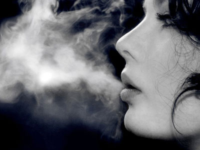 Ρυτίδες και κάπνισμα: Δύο καλοί φίλοι